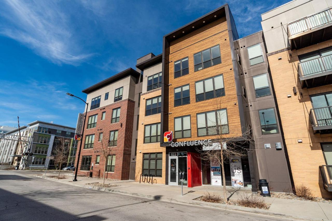 Frontdesk Confluence On 3Rd Apt Downtown Riverwalk Trails Des Moines Exteriér fotografie